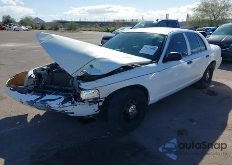 2011 Ford Crown Victoria Police Interceptor z USA, uszkodzony, nr VIN 2FABP7BV8BX179341